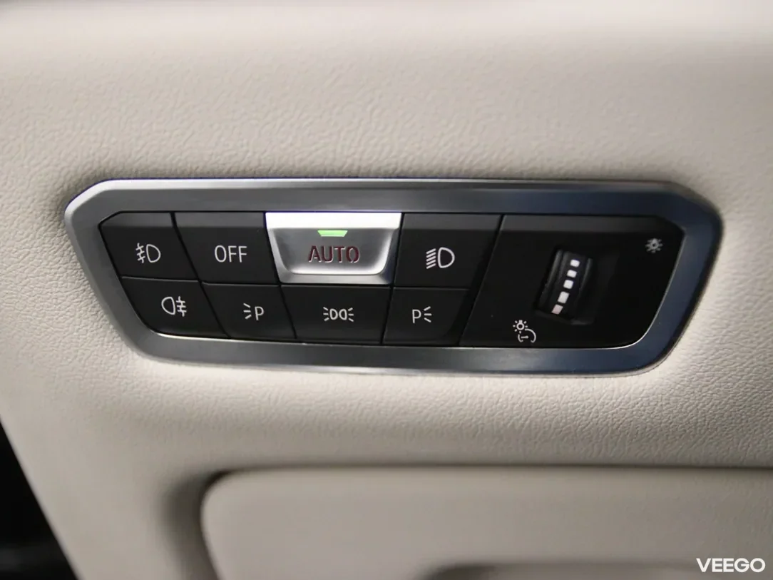 BMW X5 3 195kW
