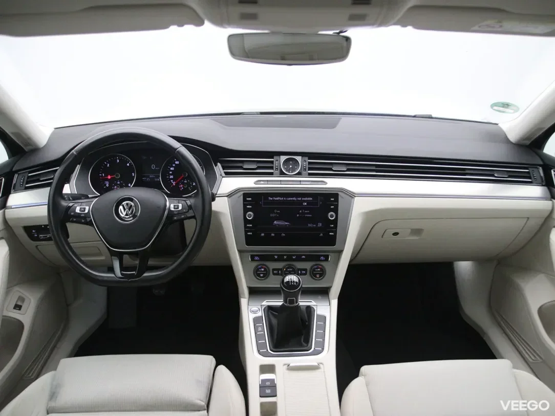 Volkswagen Passat 1.6 88kW