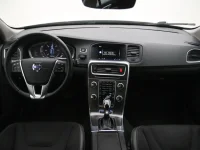 Volvo V60 2.4 212kW thumbnail