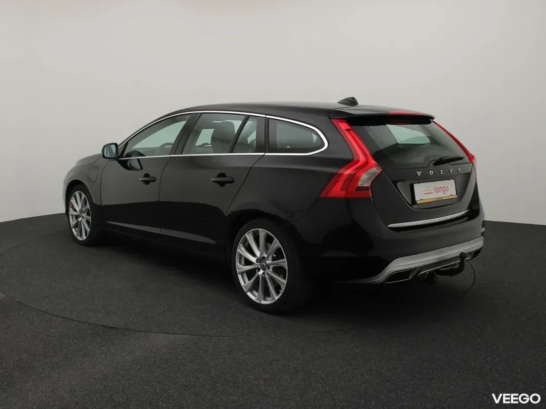 Volvo V60 2.4 212kW