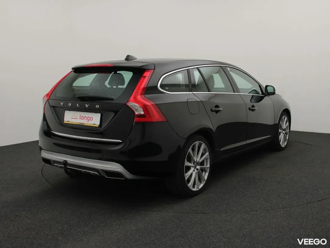 Volvo V60 2.4 212kW