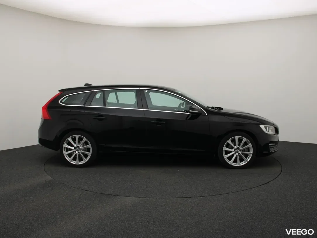Volvo V60 2.4 212kW