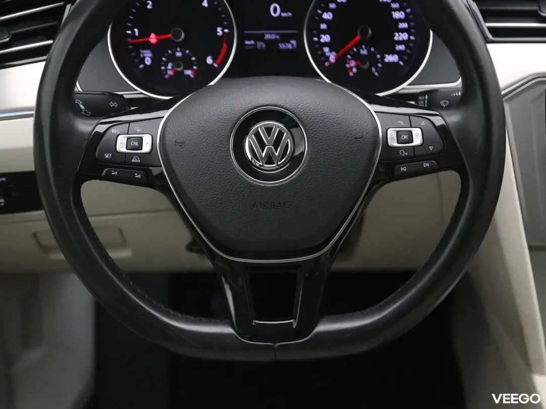 Volkswagen Passat 1.6 88kW