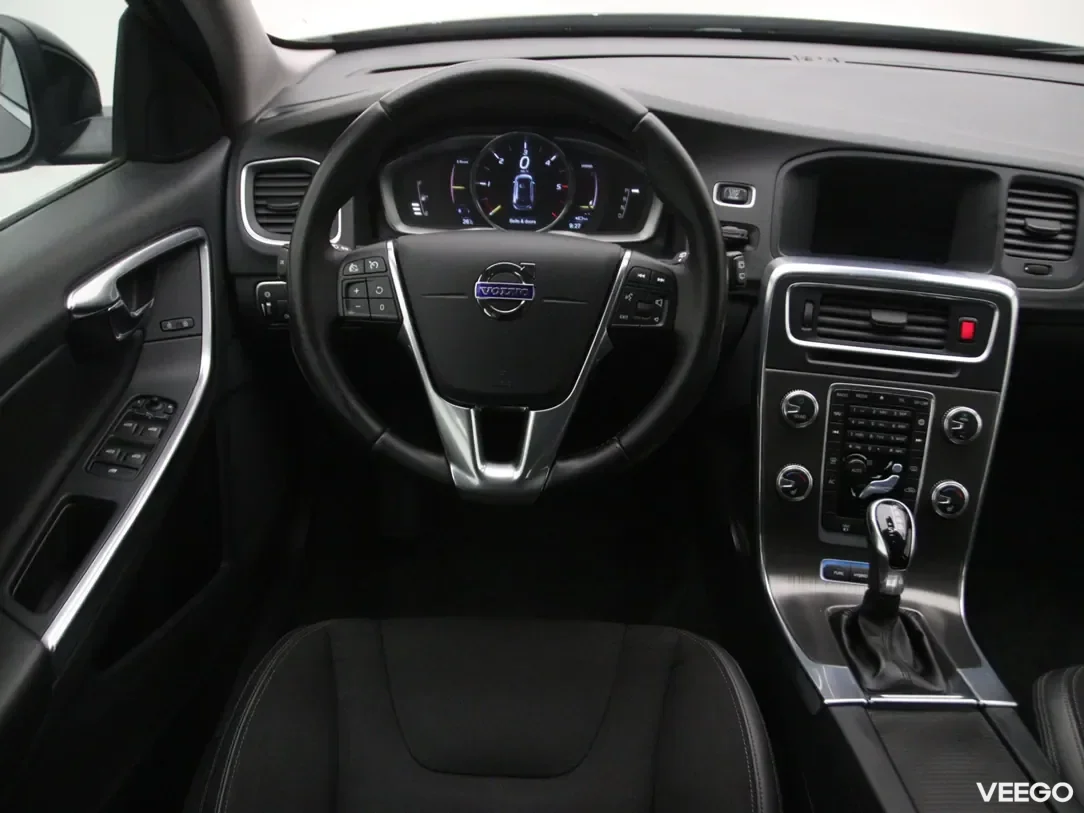 Volvo V60 2.4 212kW