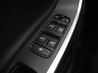 Volvo V60 2.4 212kW thumbnail