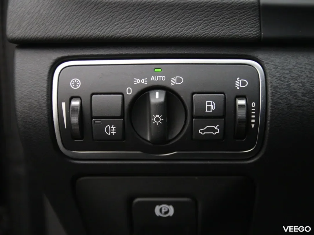 Volvo V60 2.4 212kW