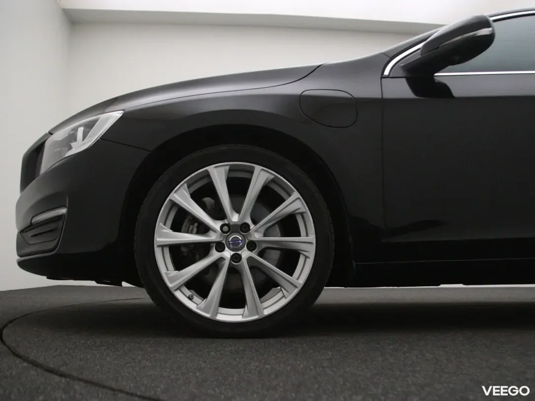 Volvo V60 2.4 212kW