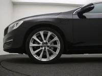 Volvo V60 2.4 212kW thumbnail