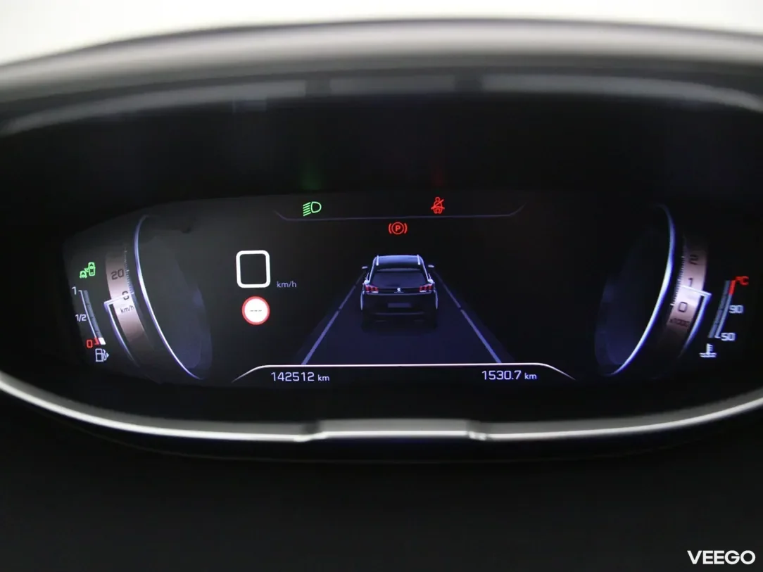 Peugeot 5008 1.2 96kW