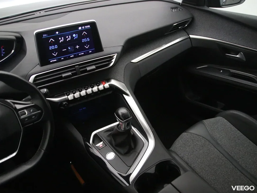 Peugeot 5008 1.2 96kW