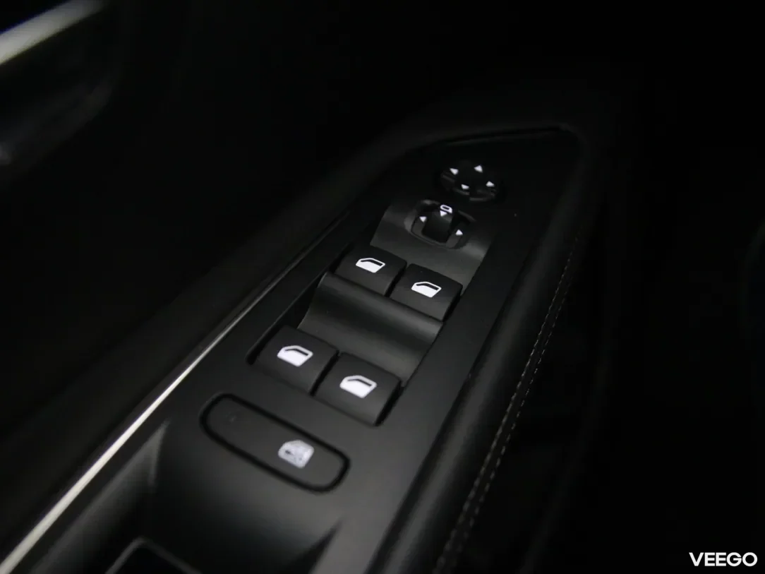 Peugeot 5008 1.2 96kW