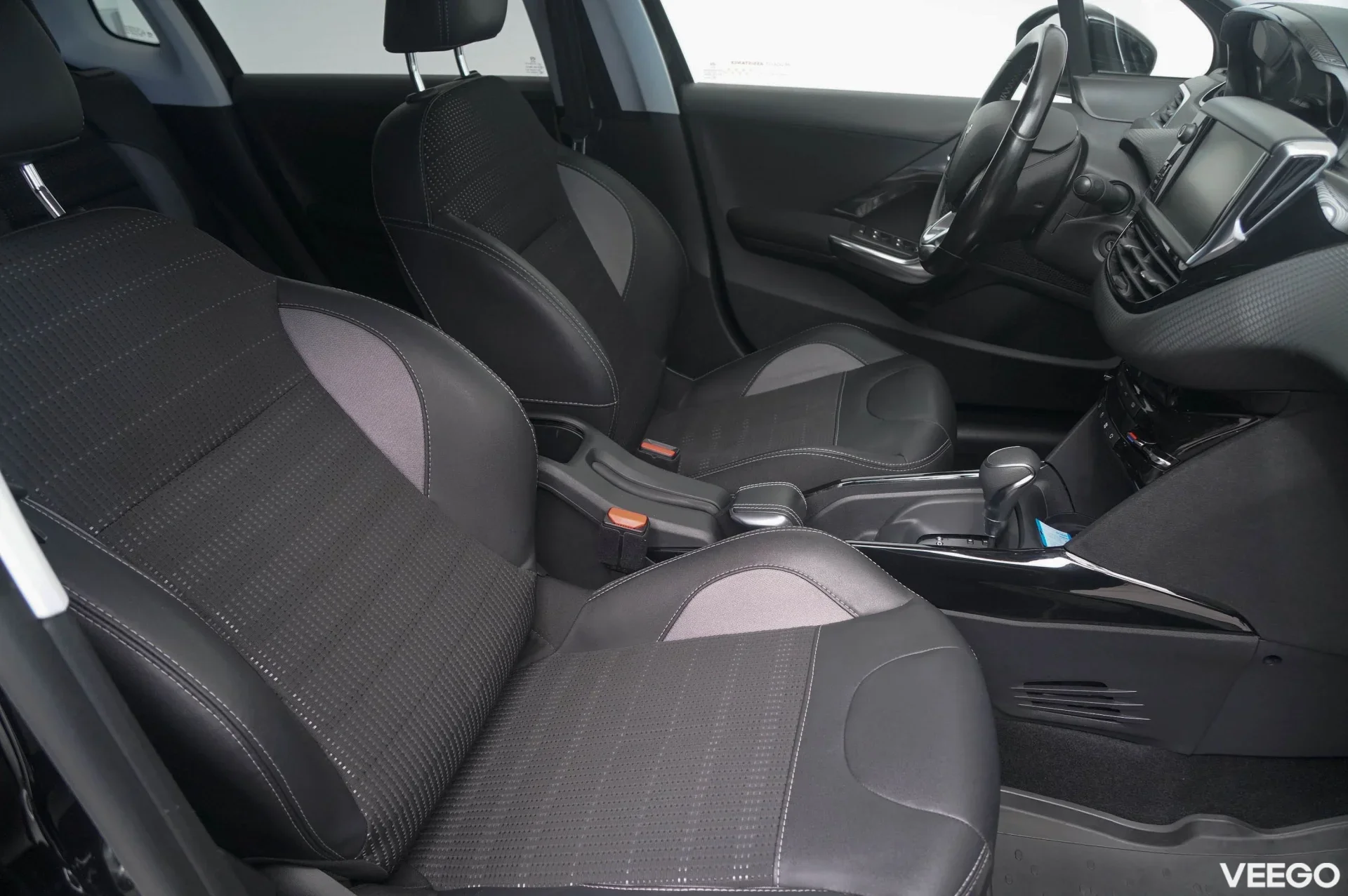 Peugeot 2008 - 1.2 81kW