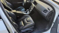 Volvo V60 R Design 2.0 120kW thumbnail