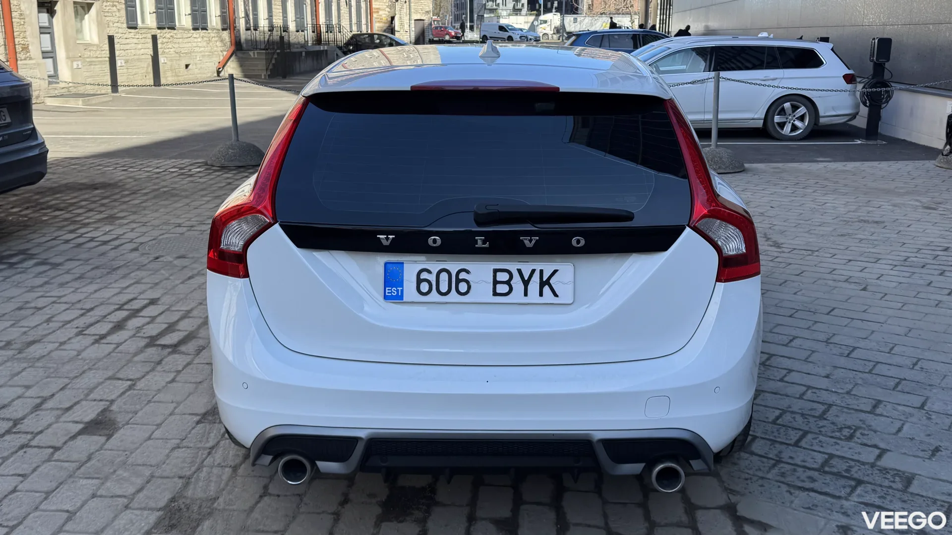 Volvo V60 R Design 2.0 120kW