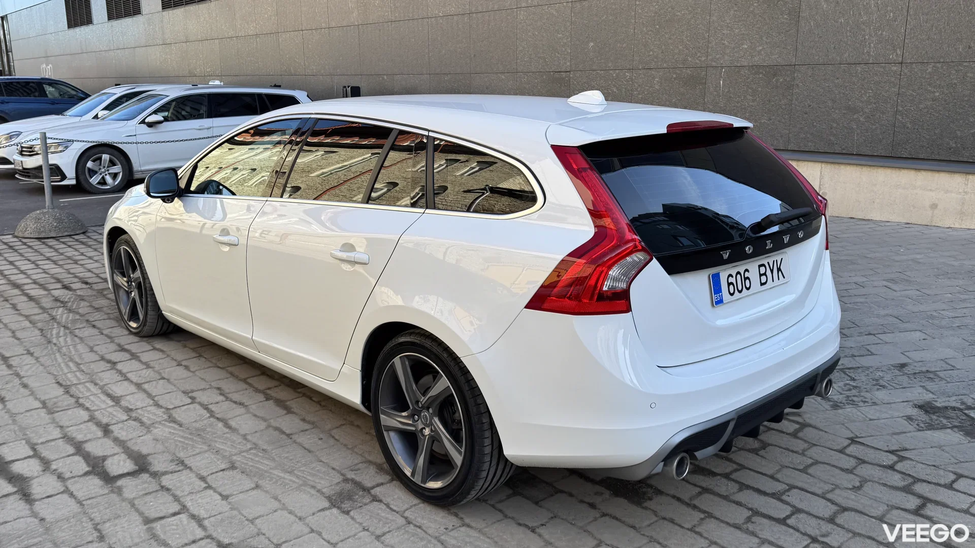 Volvo V60 R Design 2.0 120kW