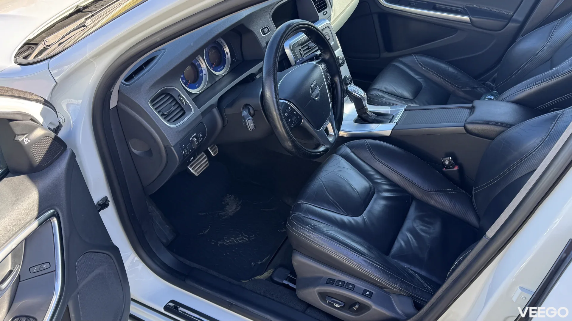 Volvo V60 R Design 2.0 120kW