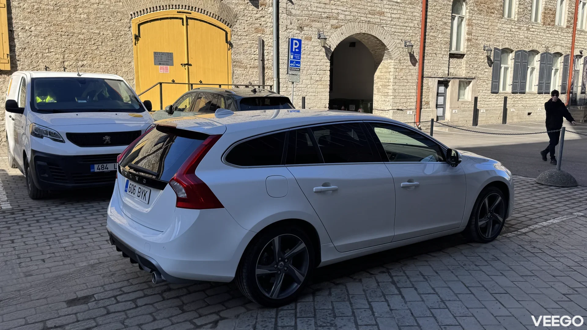 Volvo V60 R Design 2.0 120kW