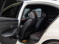 BMW 320 2.0 135kW thumbnail