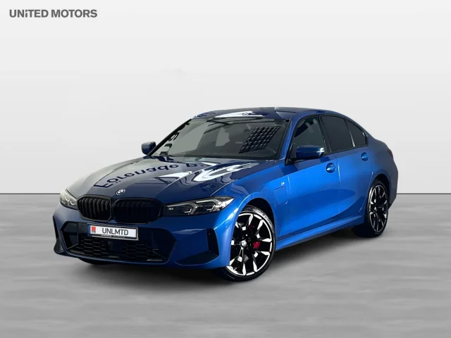 Image of BMW 330 xDrive Sedan M Sport Pro H/K Drag Comfort Access