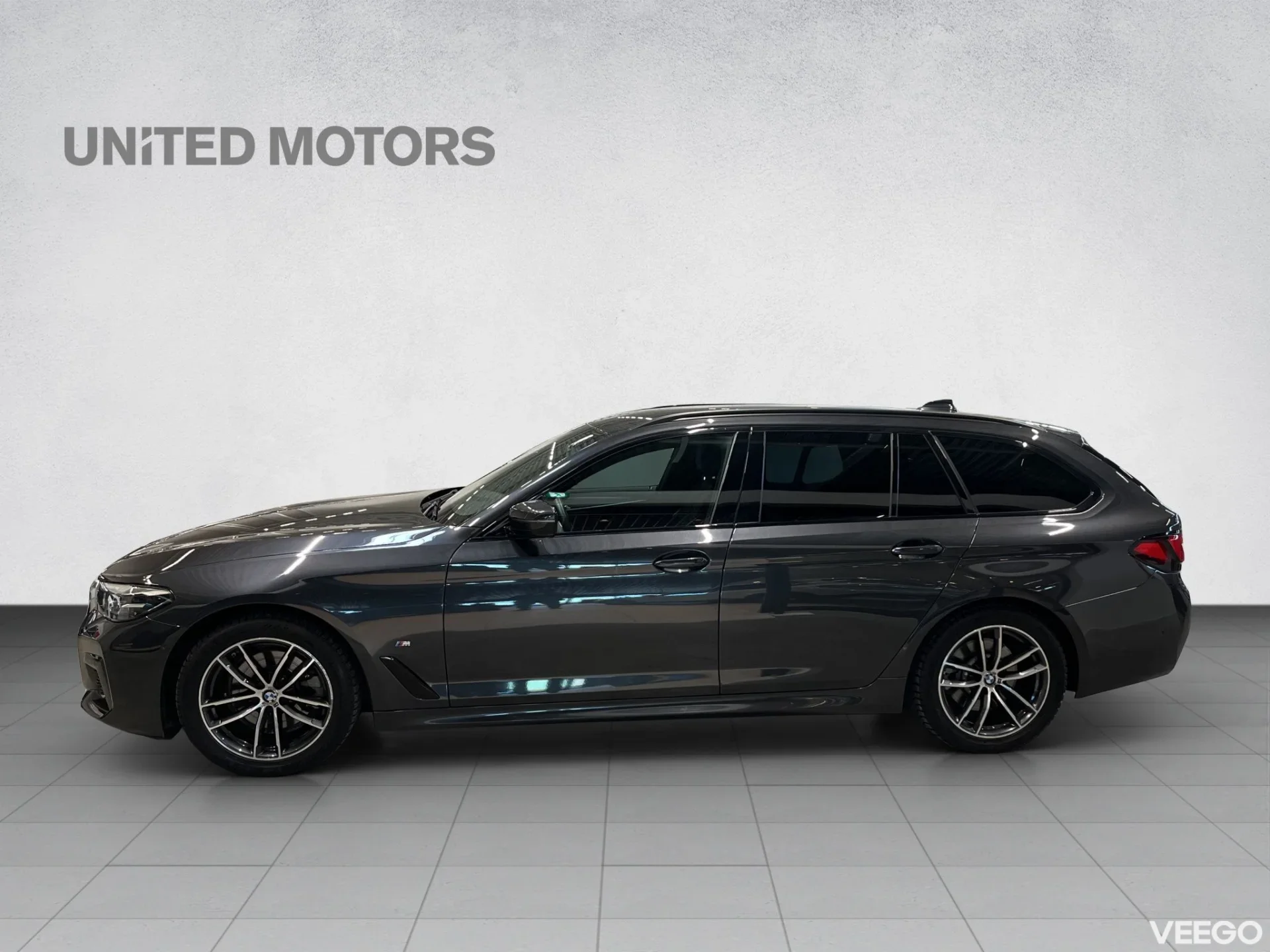 BMW 520 Touring M-Sportpakett LCi MHEV 140kW
