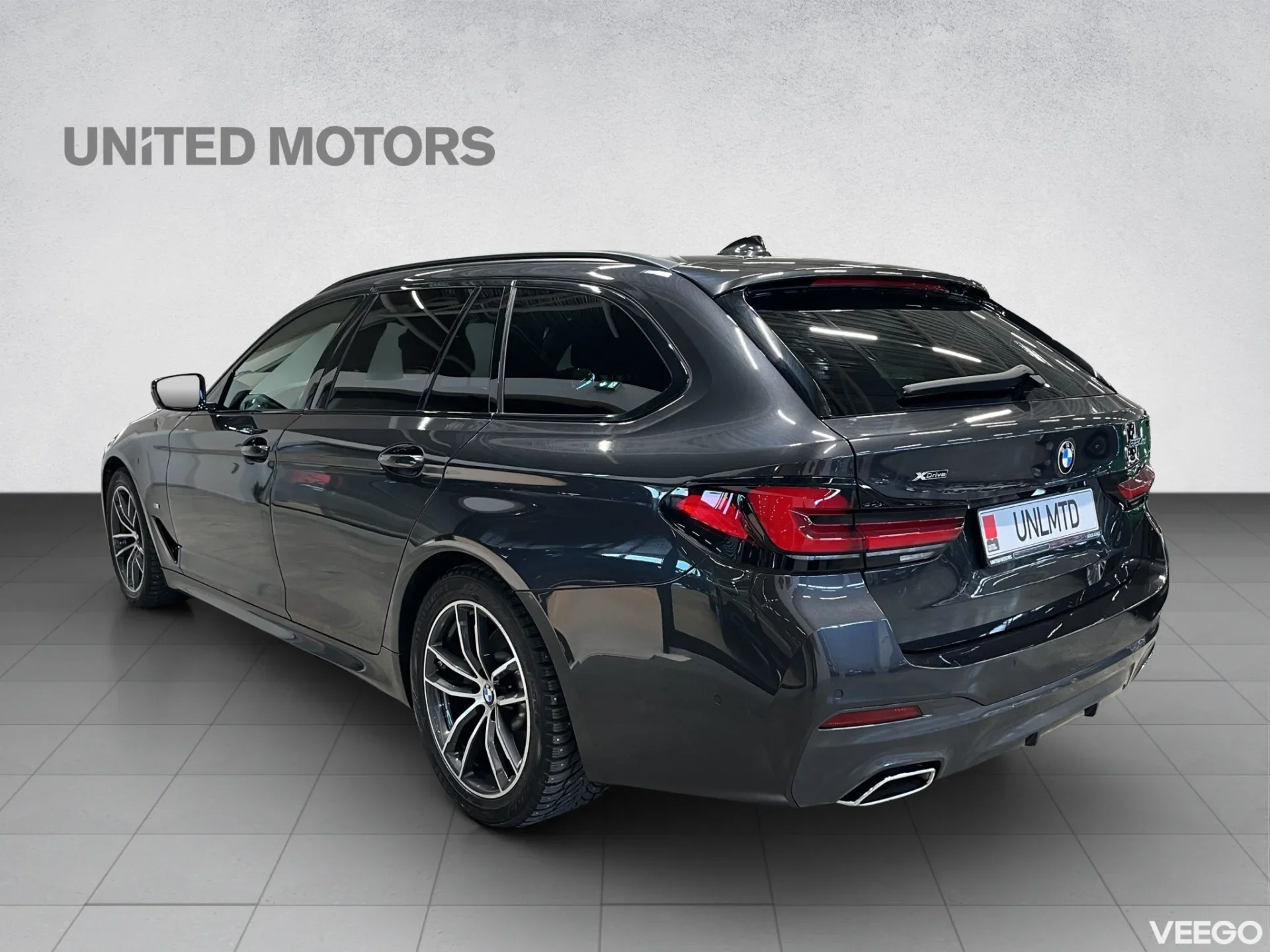 BMW 520 Touring M-Sportpakett LCi MHEV 140kW