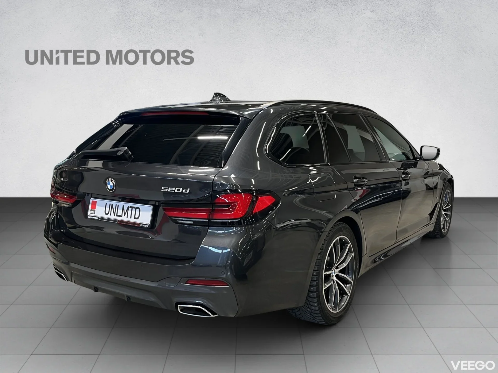 BMW 520 Touring M-Sportpakett LCi MHEV 140kW