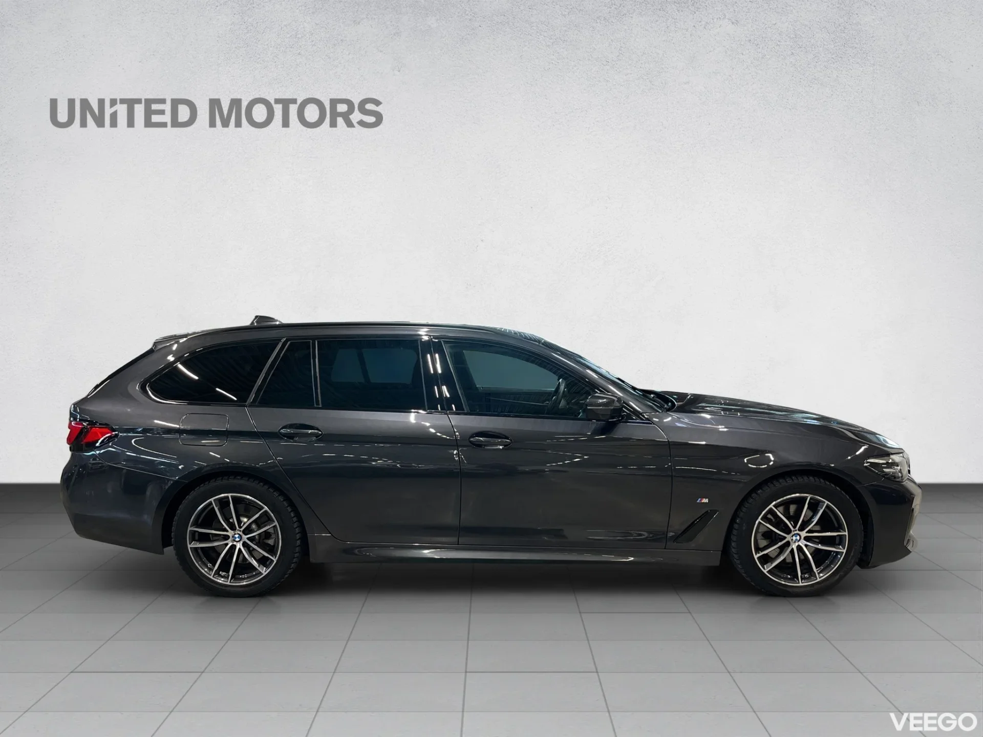 BMW 520 Touring M-Sportpakett LCi MHEV 140kW