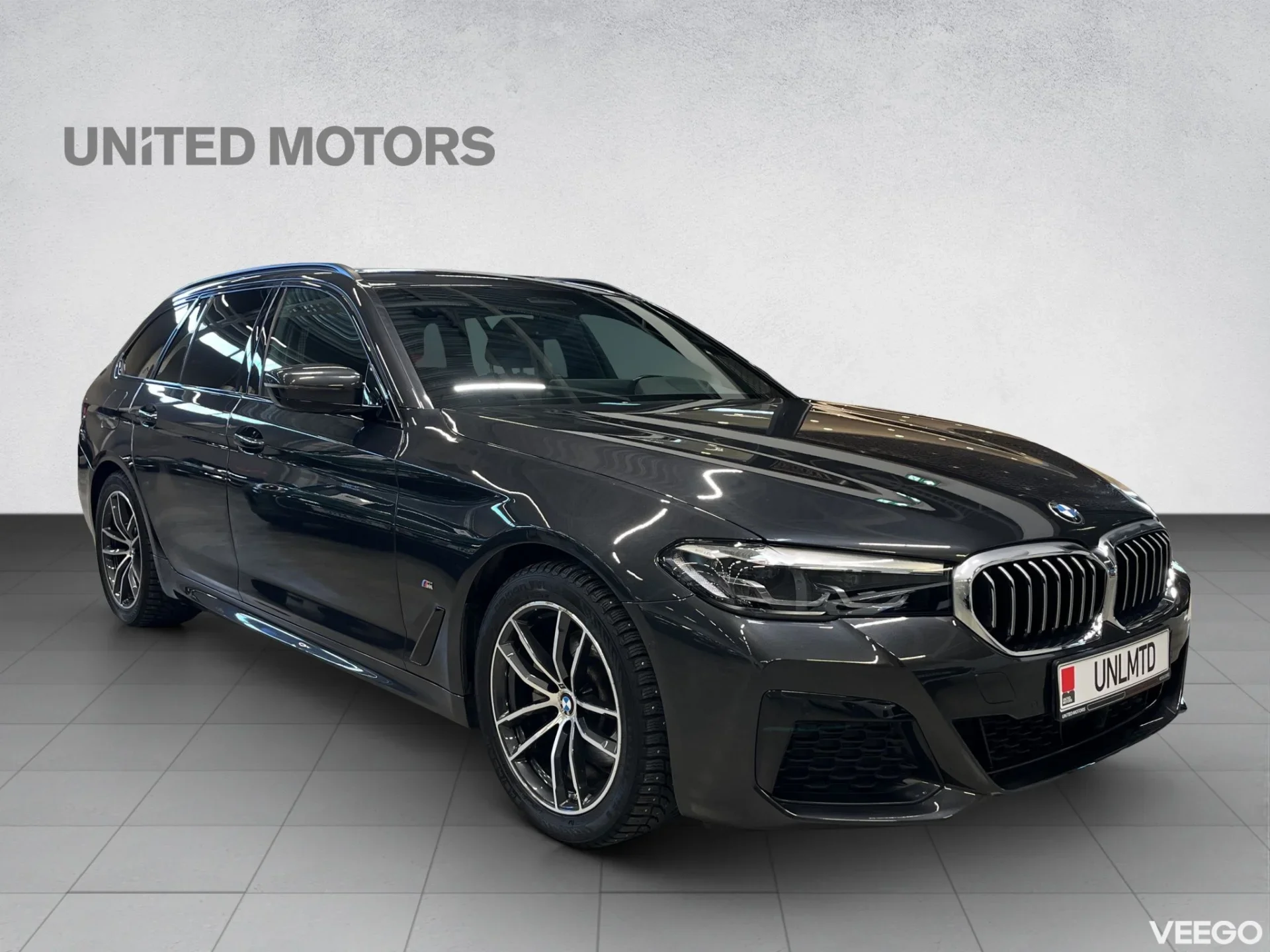 BMW 520 Touring M-Sportpakett LCi MHEV 140kW