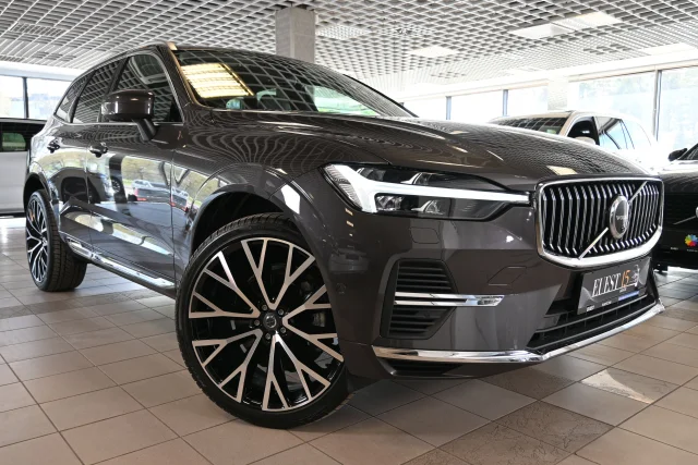 Image of Volvo XC60 AWD H&K ULTIMATE BRIGHT XENIUM INTELLI MY25 2 293kW
