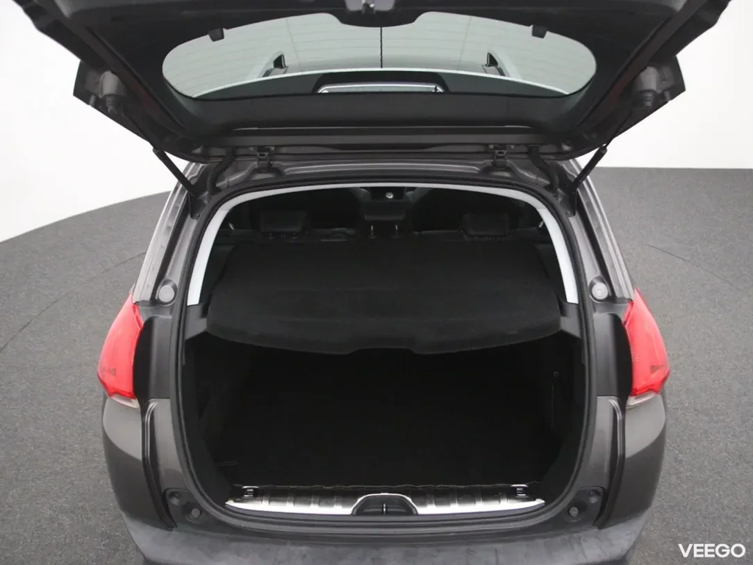 Peugeot 2008 1.2 81kW