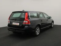 Volvo V70 2 133kW thumbnail
