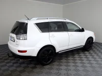 Mitsubishi Outlander 2.2 115kW thumbnail