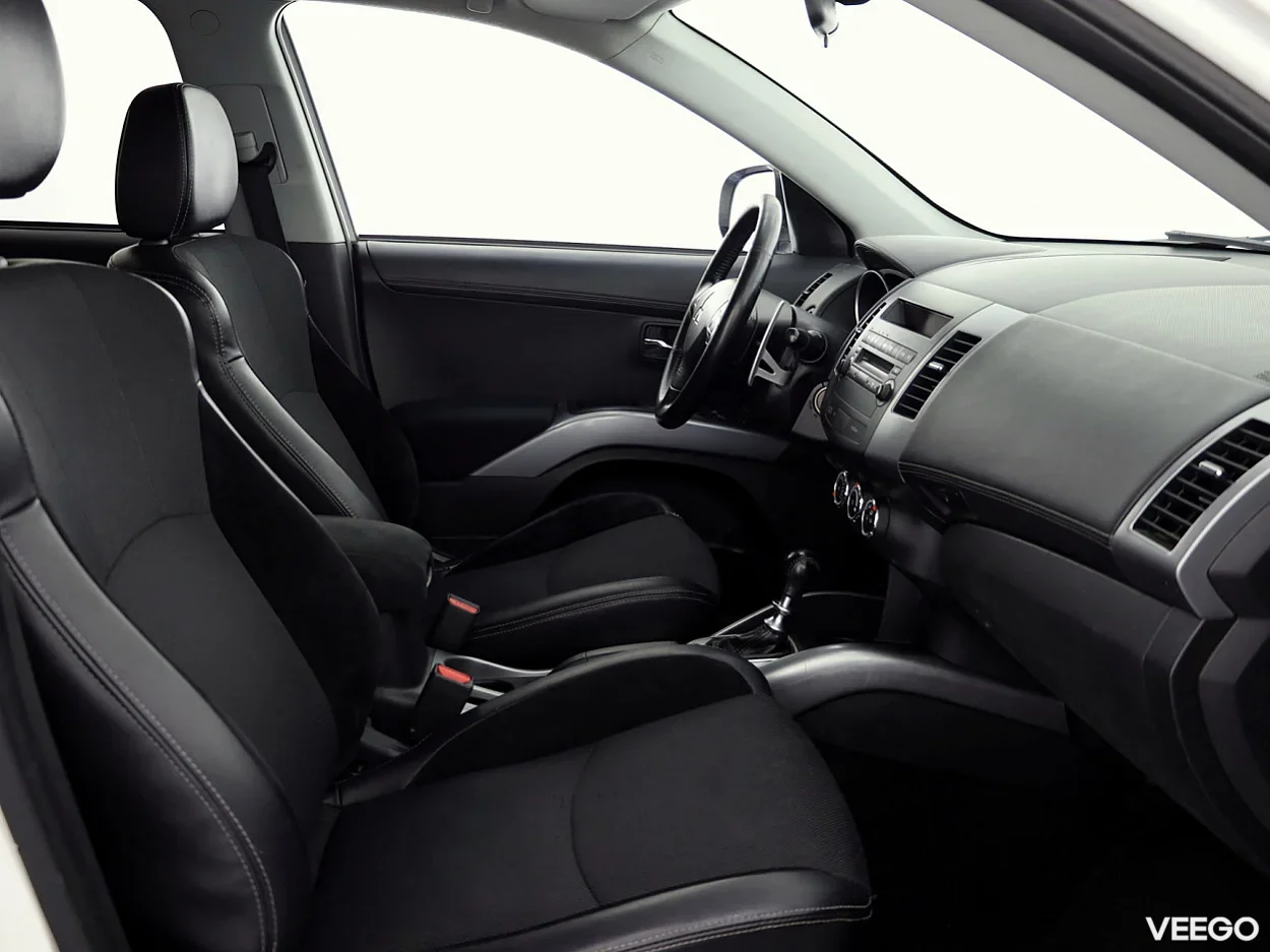 Mitsubishi Outlander 2.2 115kW