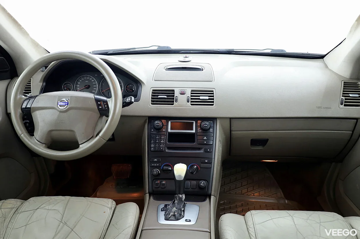 Volvo XC90 2.4 121kW