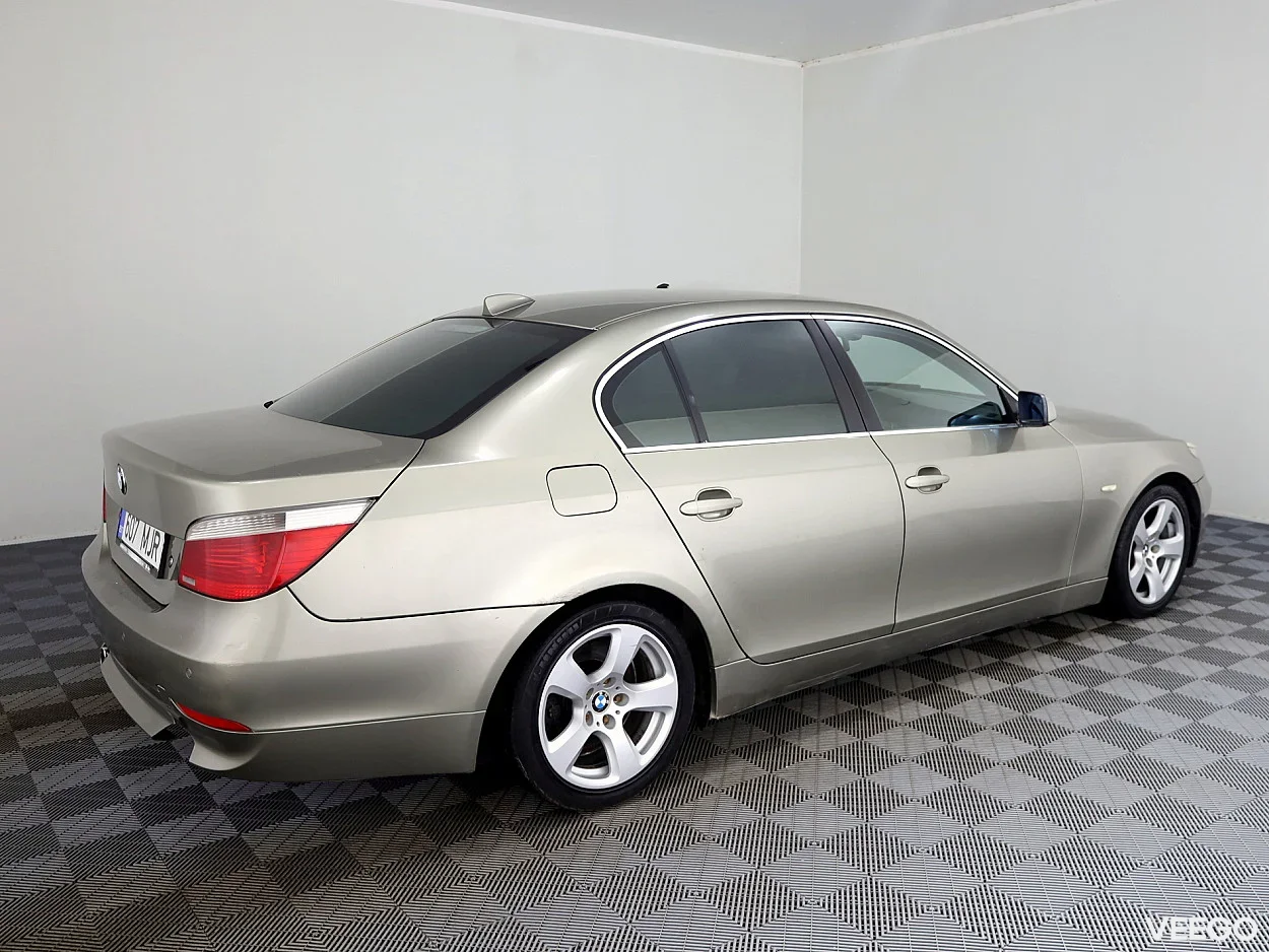 BMW 520 2.2 125kW