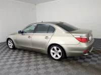 BMW 520 2.2 125kW thumbnail