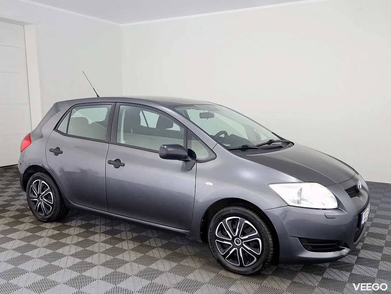 Toyota Auris 1.6 91kW