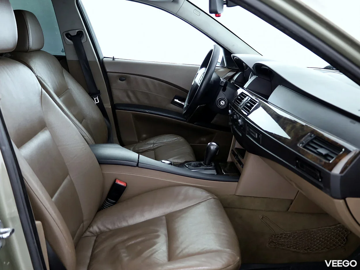 BMW 520 2.2 125kW