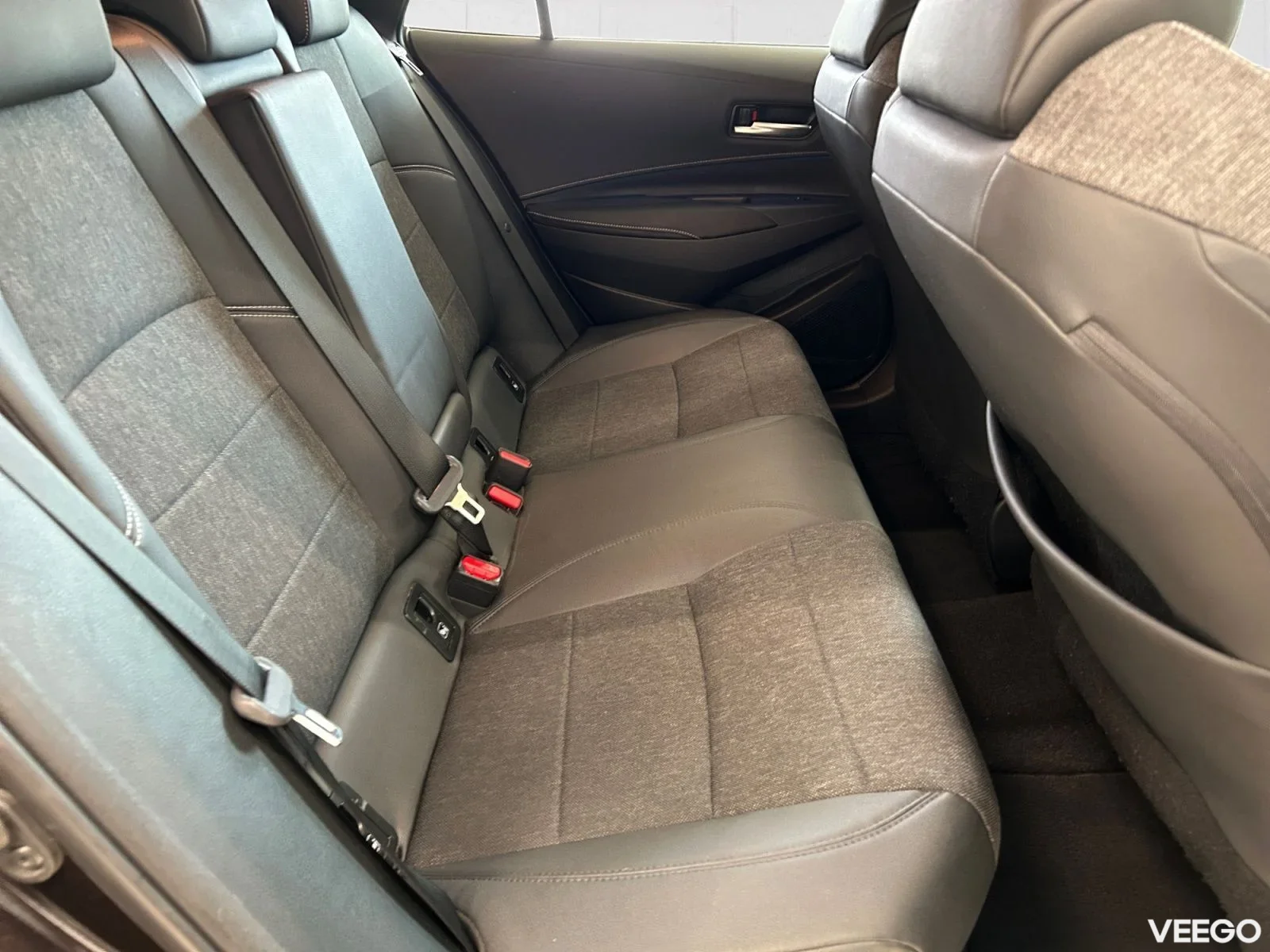 Toyota Corolla Active Plus Hybrid 1.8 72kW
