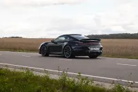 Porsche 911 Turbo S 3.7 478kW thumbnail