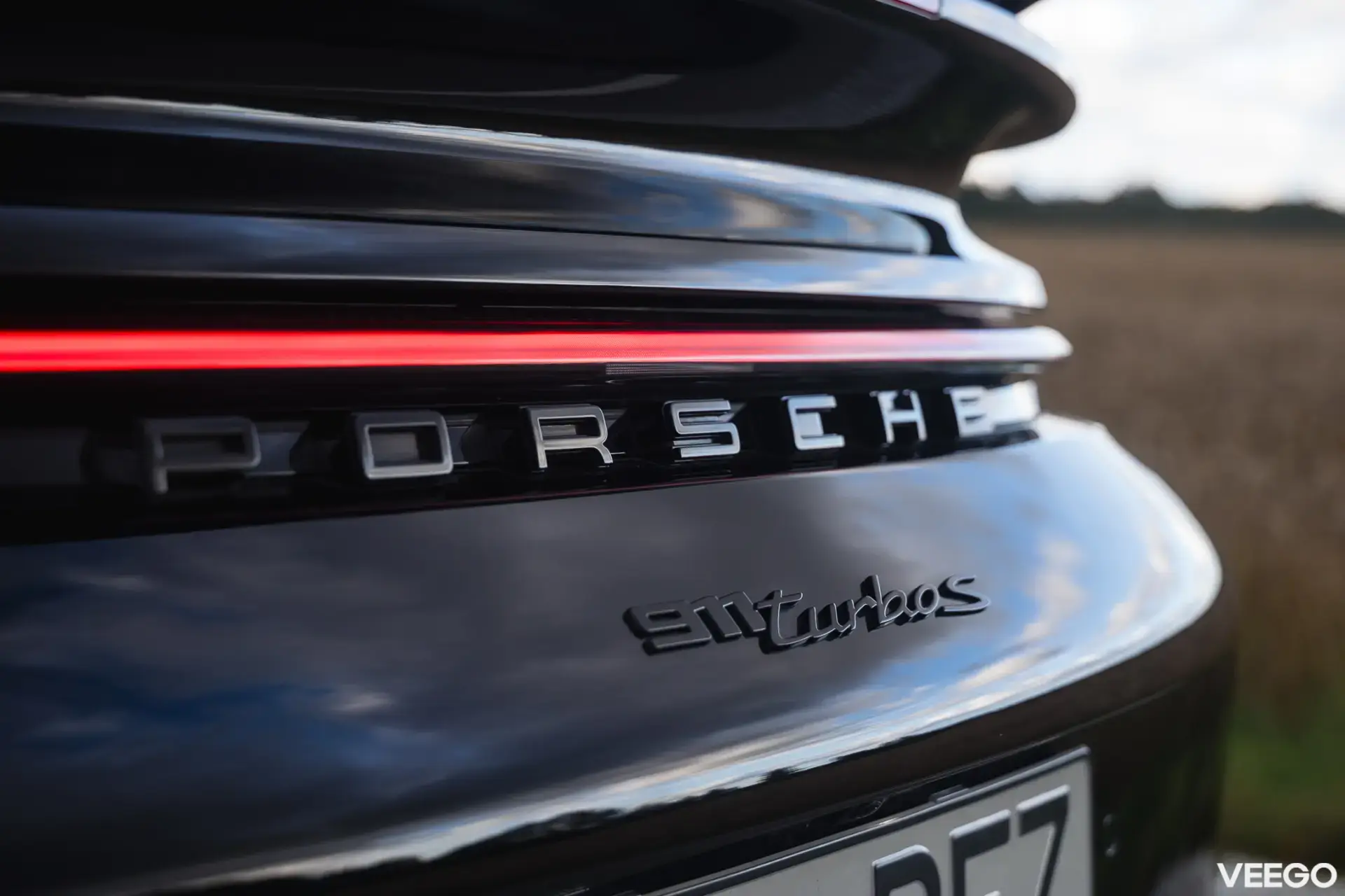Porsche 911 Turbo S 3.7 478kW