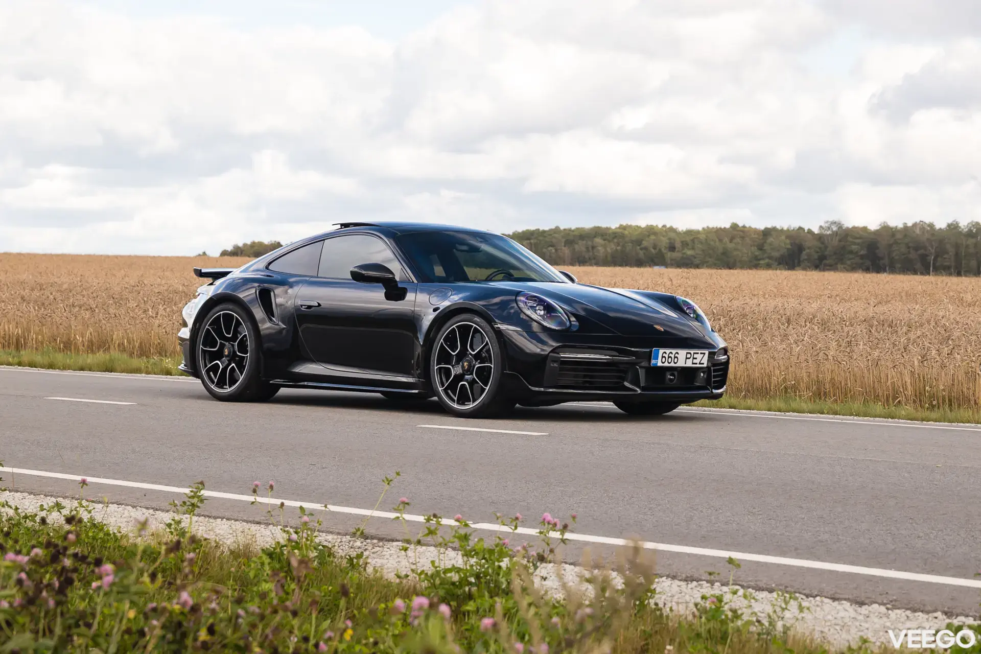 Porsche 911 Turbo S 3.7 478kW