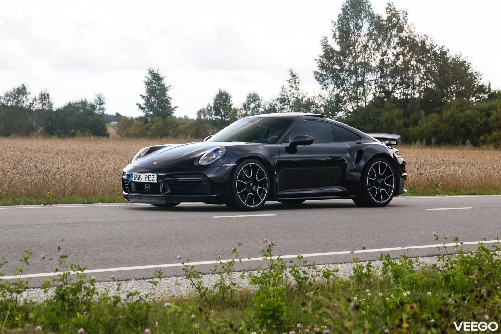 Porsche 911 Turbo S 3.7 478kW