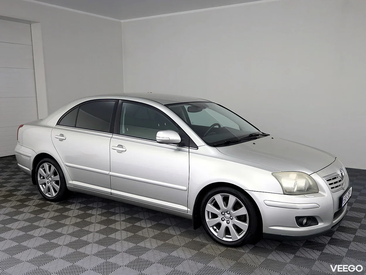 Toyota Avensis 2.0 108kW