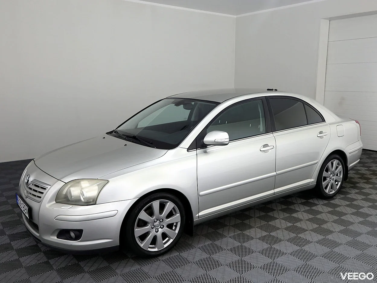 Toyota Avensis 2.0 108kW