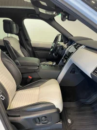 Land Rover Discovery R-Dynamic 3 221kW thumbnail