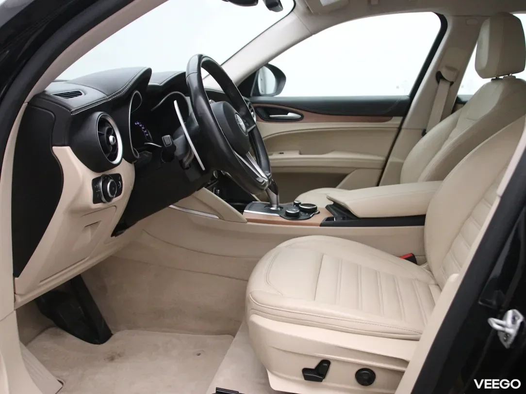 Alfa Romeo Stelvio 2.2 140kW