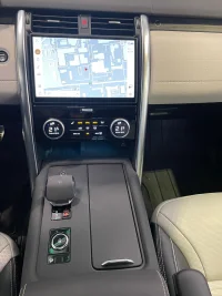 Land Rover Discovery R-Dynamic 3 221kW thumbnail