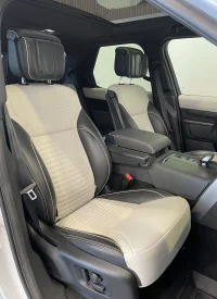 Land Rover Discovery R-Dynamic 3 221kW thumbnail