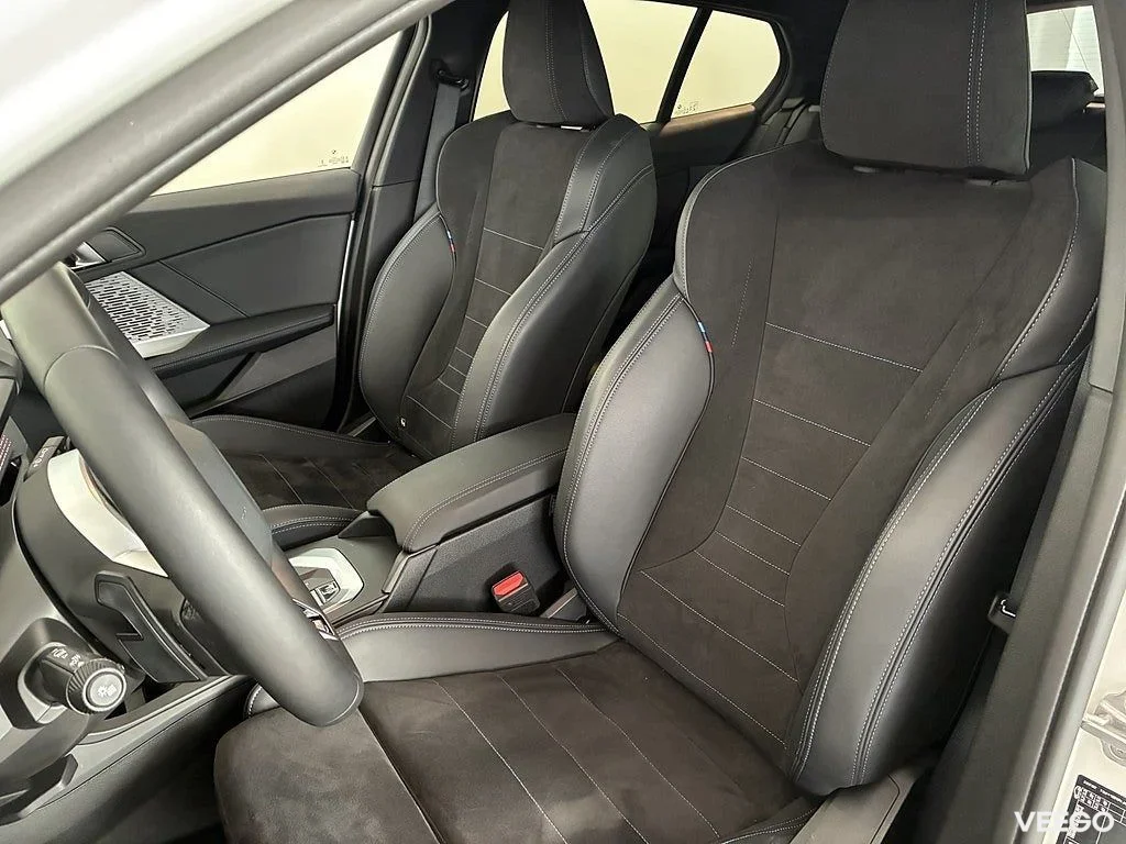 BMW 120 M Sport Aut Drive/Park-Assist Rattvärme Tonade rutor 125kW